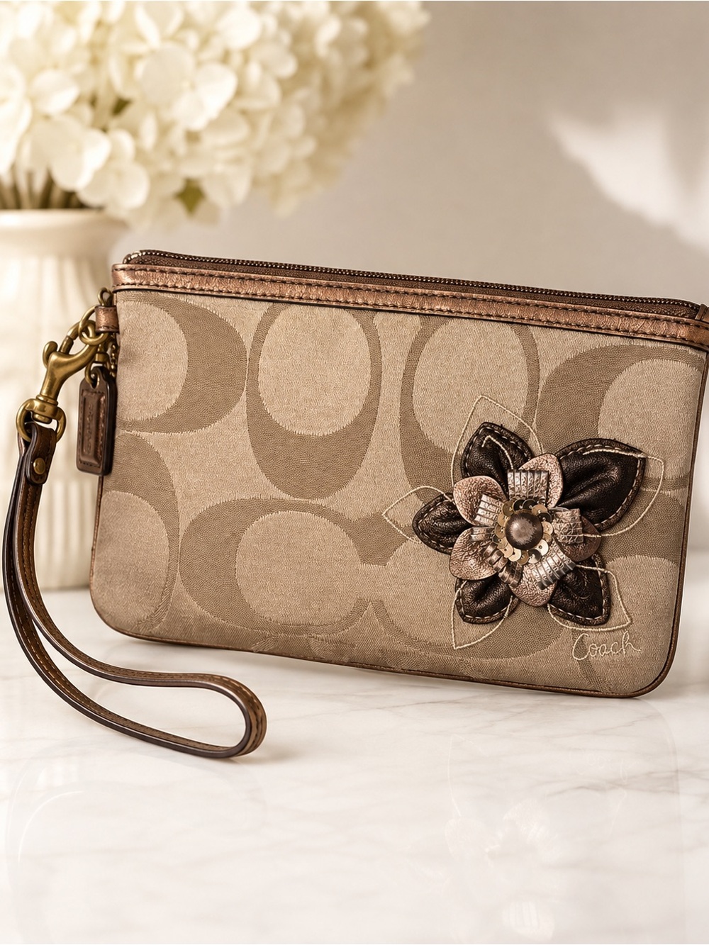 Vintage Coach 41419 EUC Tagged Floral Signature Jacquard Large Wristlet Y2K 2008 - Picture 3 of 11